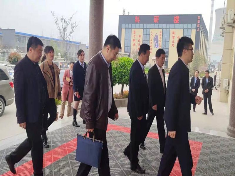 省裝備行業協會領導蒞臨宏博--座談會